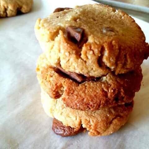 delicious almond cookies with chocolate chips. Gluten free~