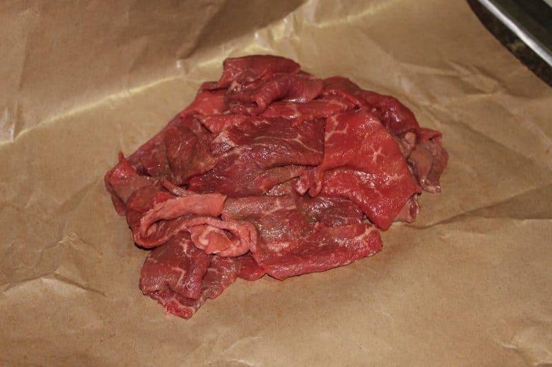 making beef or deer jerky at home. Step by step instructions for making jerky with a dehydrator on in the oven. Methods for preserving meat 