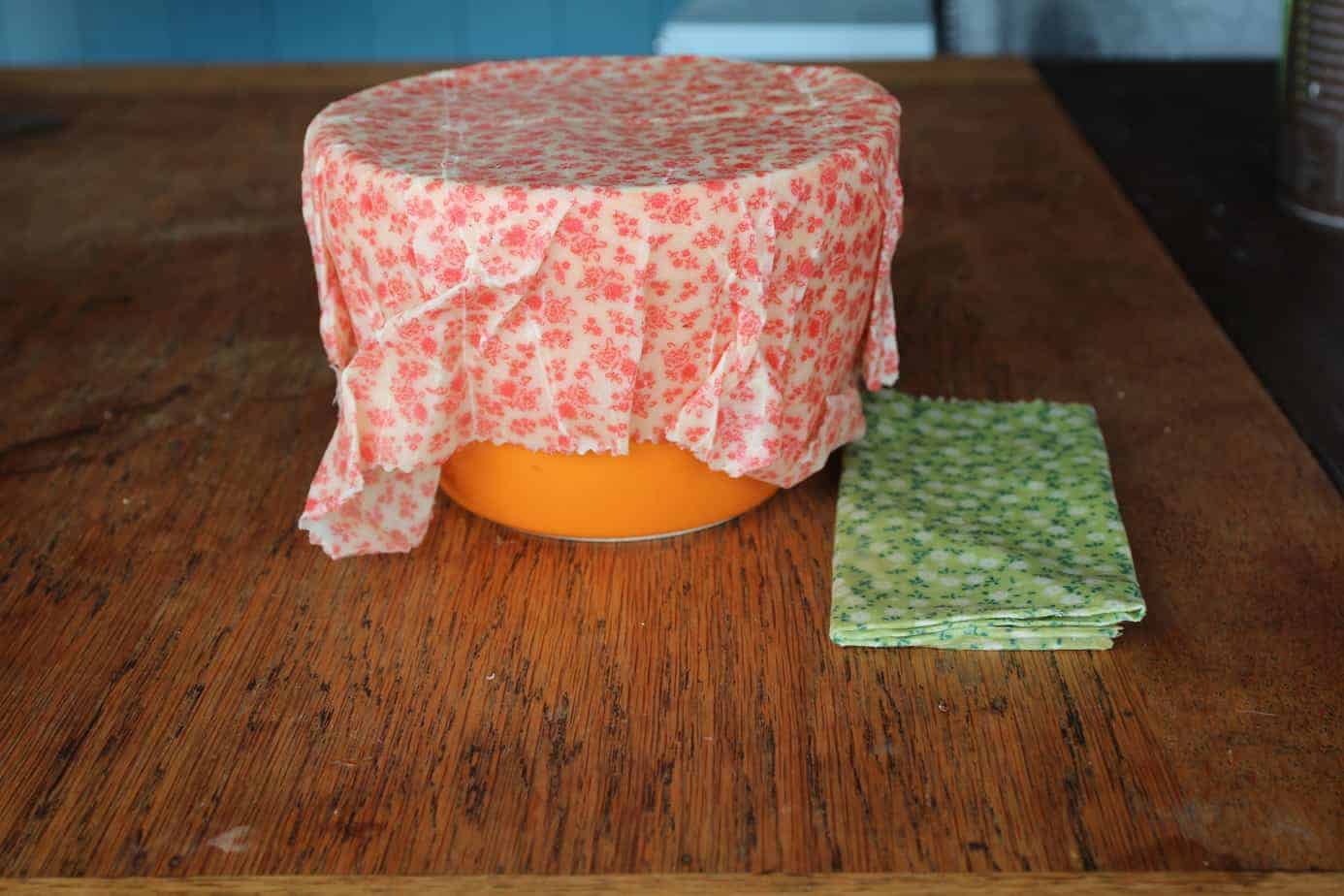 How to Make Beeswax Wraps with Jojoba Oil and Tree Resin (with Video)