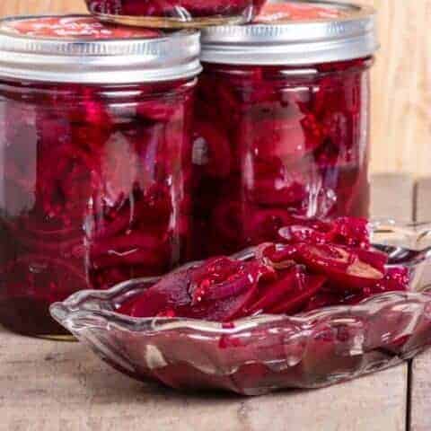 Canned Beets: How to make pickled beetroot at home